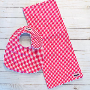 Royal Blue Houndstooth Bib & Burp Pad Gift Set